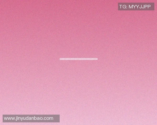 篮球明星在赛场上的泪水瞬间展现了他们的坚韧与脆弱的真实情感